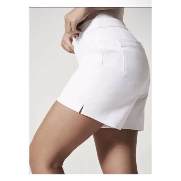 Spanx 20375 Sz Medium On the Go 6" Shorts Classic White Silver Lining Technology - Picture 15 of 16